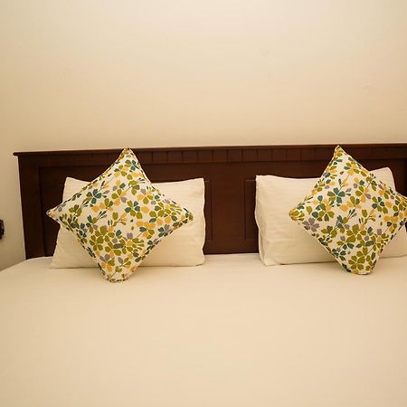 Airport 4 Season Transit Hotel Katunayaka Εξωτερικό φωτογραφία