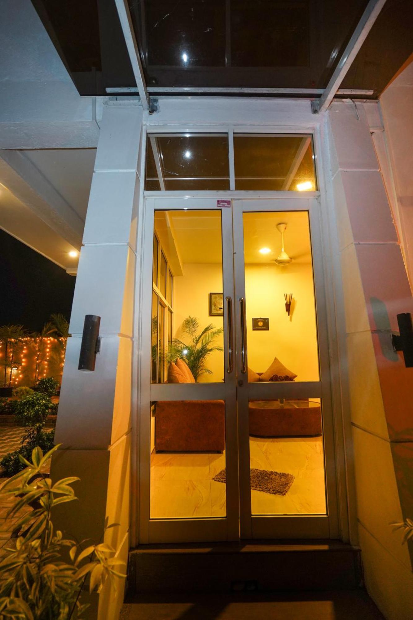 Airport 4 Season Transit Hotel Katunayaka Εξωτερικό φωτογραφία