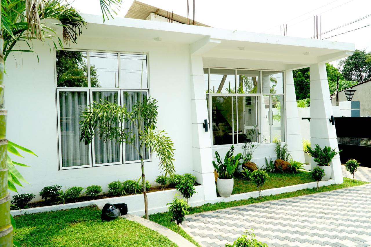Airport 4 Season Transit Hotel Katunayaka Εξωτερικό φωτογραφία