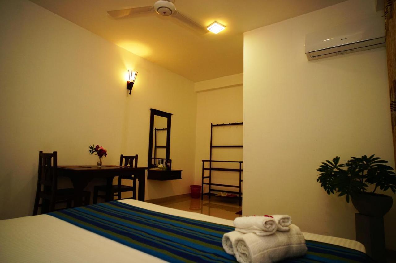 Airport 4 Season Transit Hotel Katunayaka Εξωτερικό φωτογραφία