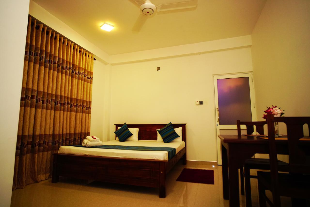 Airport 4 Season Transit Hotel Katunayaka Εξωτερικό φωτογραφία