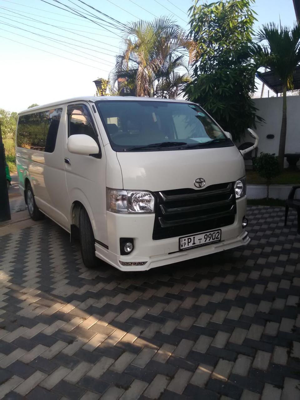 Airport 4 Season Transit Hotel Katunayaka Εξωτερικό φωτογραφία